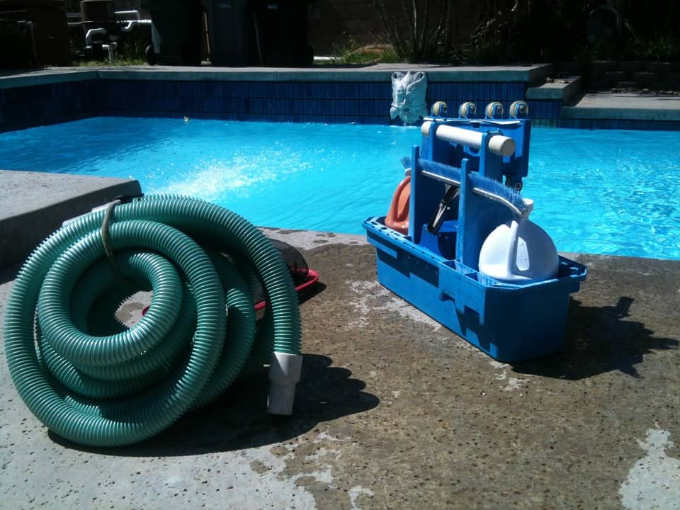 Start a pool maintenance business